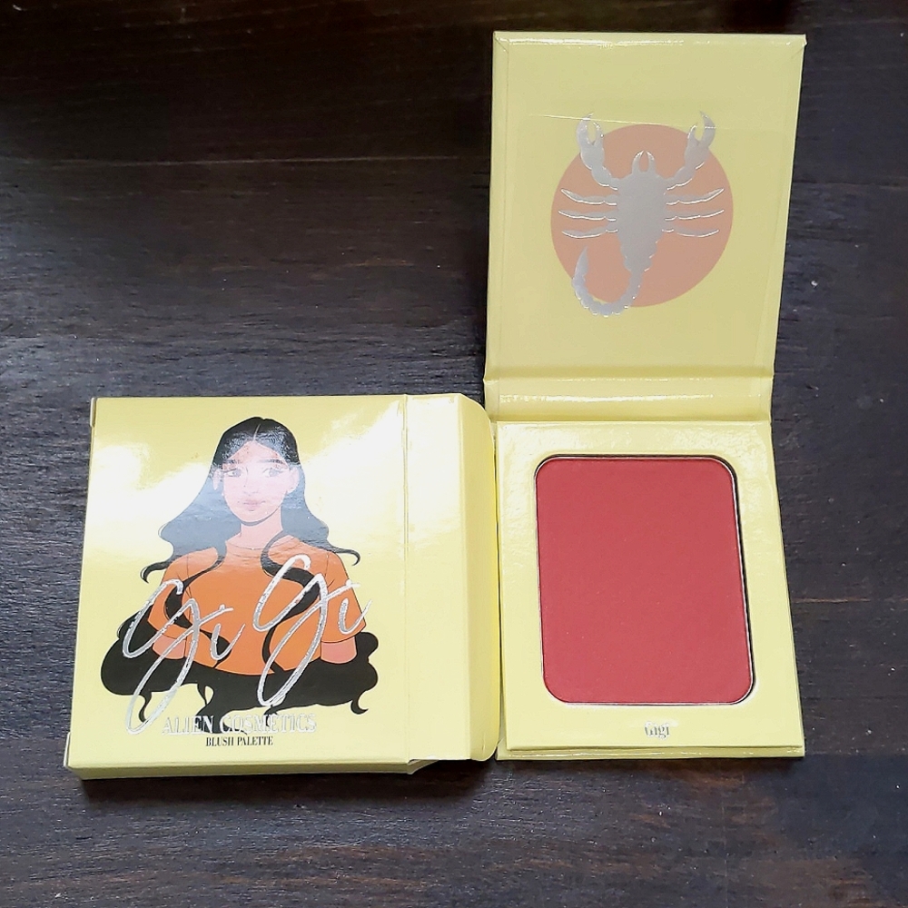 Unearthly Cosmetics blush